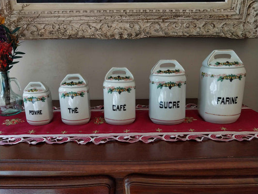 Ensemble de 6 pots à épices anciens en porcelaine avec décoration de pommes et raisins