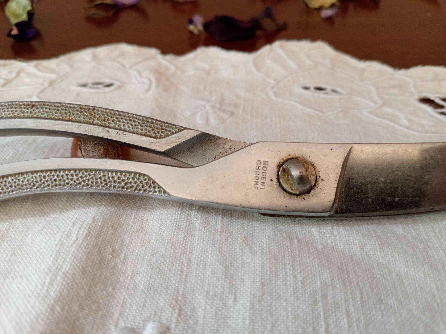 Ciseau ancien volaille années 60 – Ustensile de cuisine vintage authentique