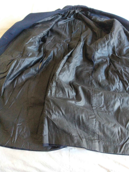 Manteau Police Française années 60 en pure laine vierge - Élégance et Authenticité