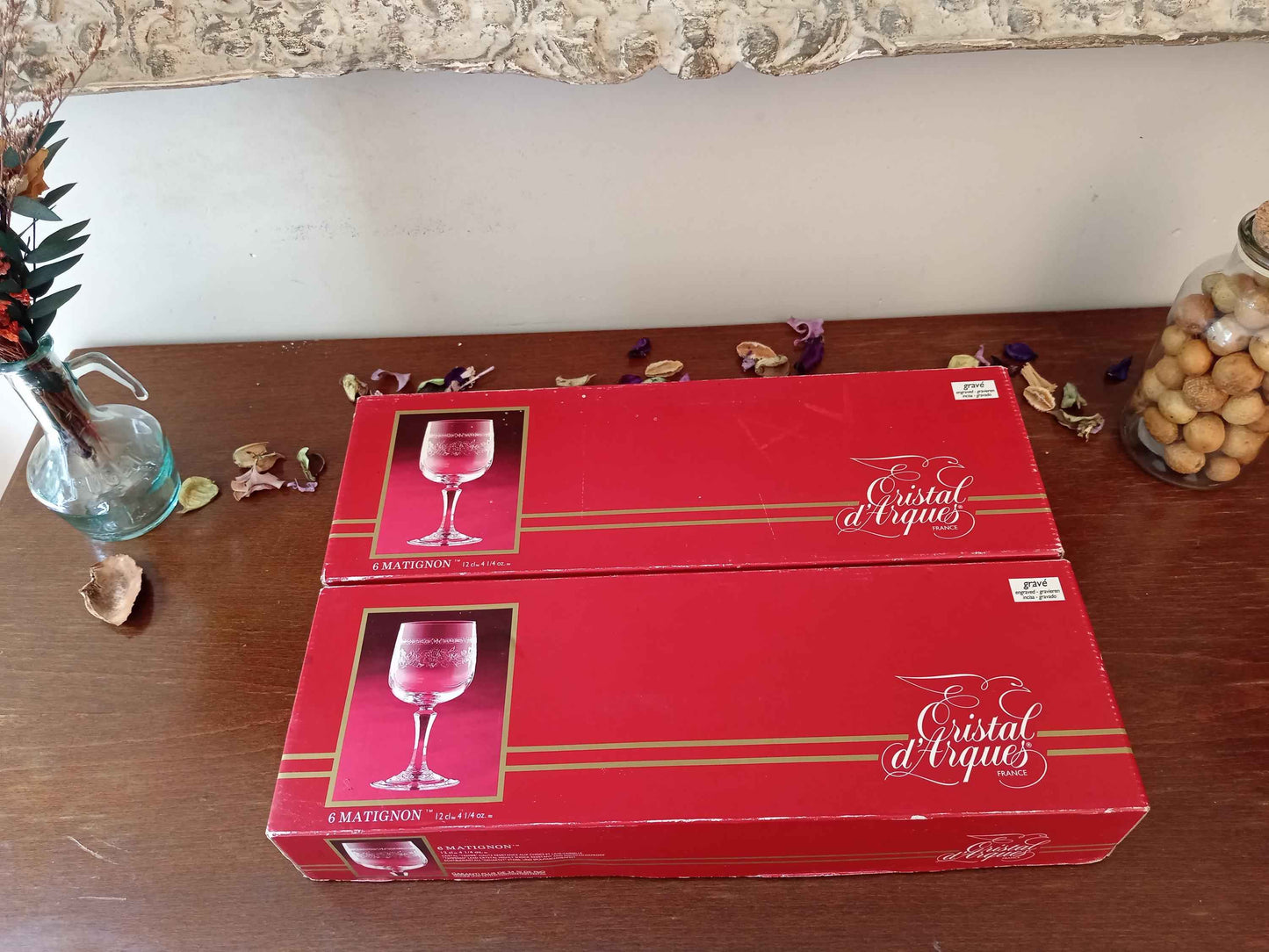 Lot de 12 verres à vin gravés cristal d'Arques modèle Matignon années 70