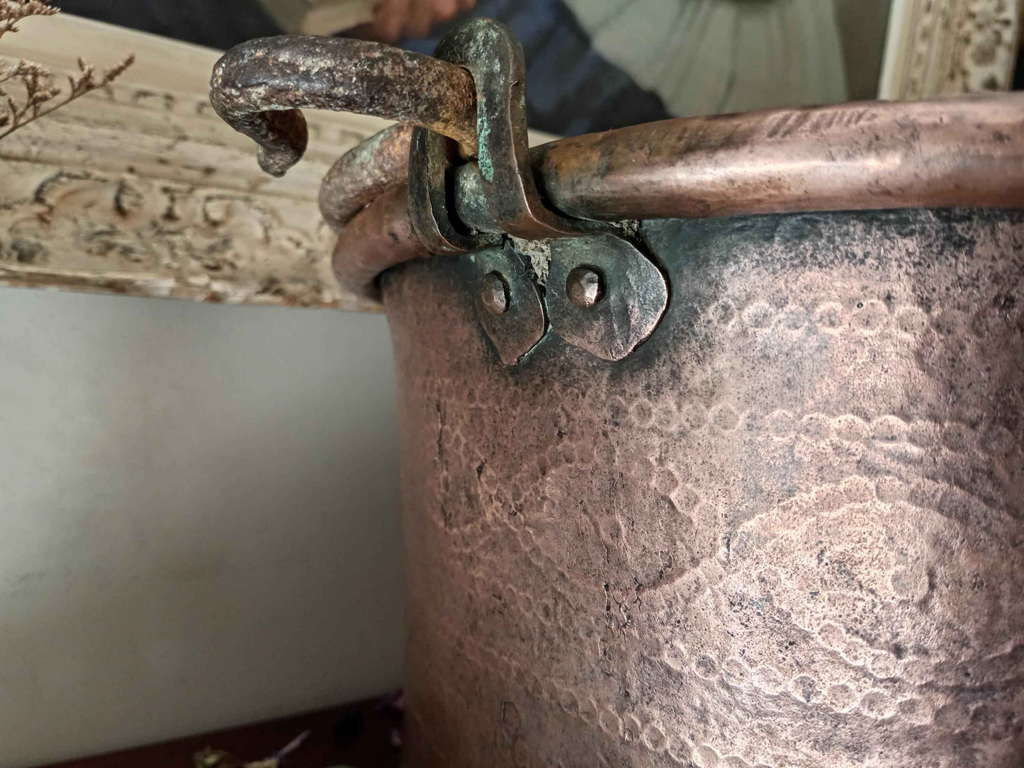 Grand chaudron cuivre ancien décor oriental 5.2 kg - Artisanat authentique