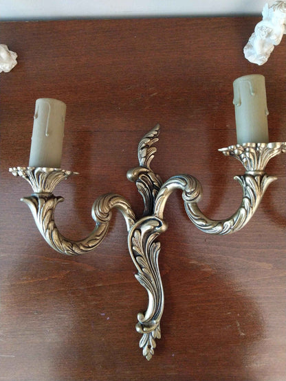 Paire d'applique bronze style Louis XV électrifiées, luminaire classique français