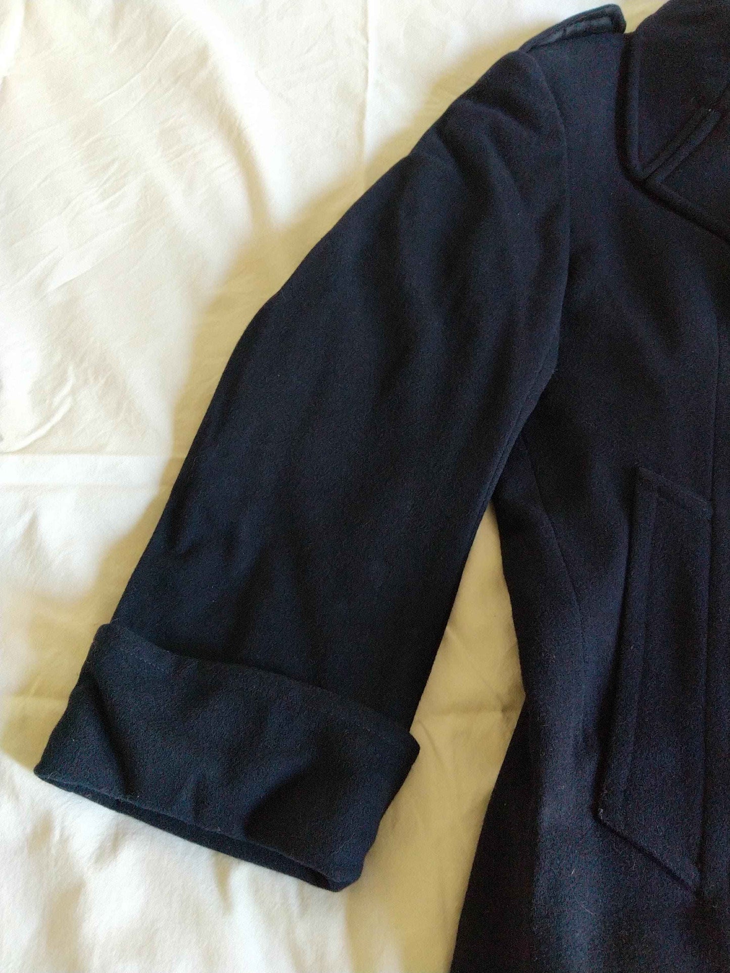 Manteau Police Française années 60 en pure laine vierge - Élégance et Authenticité