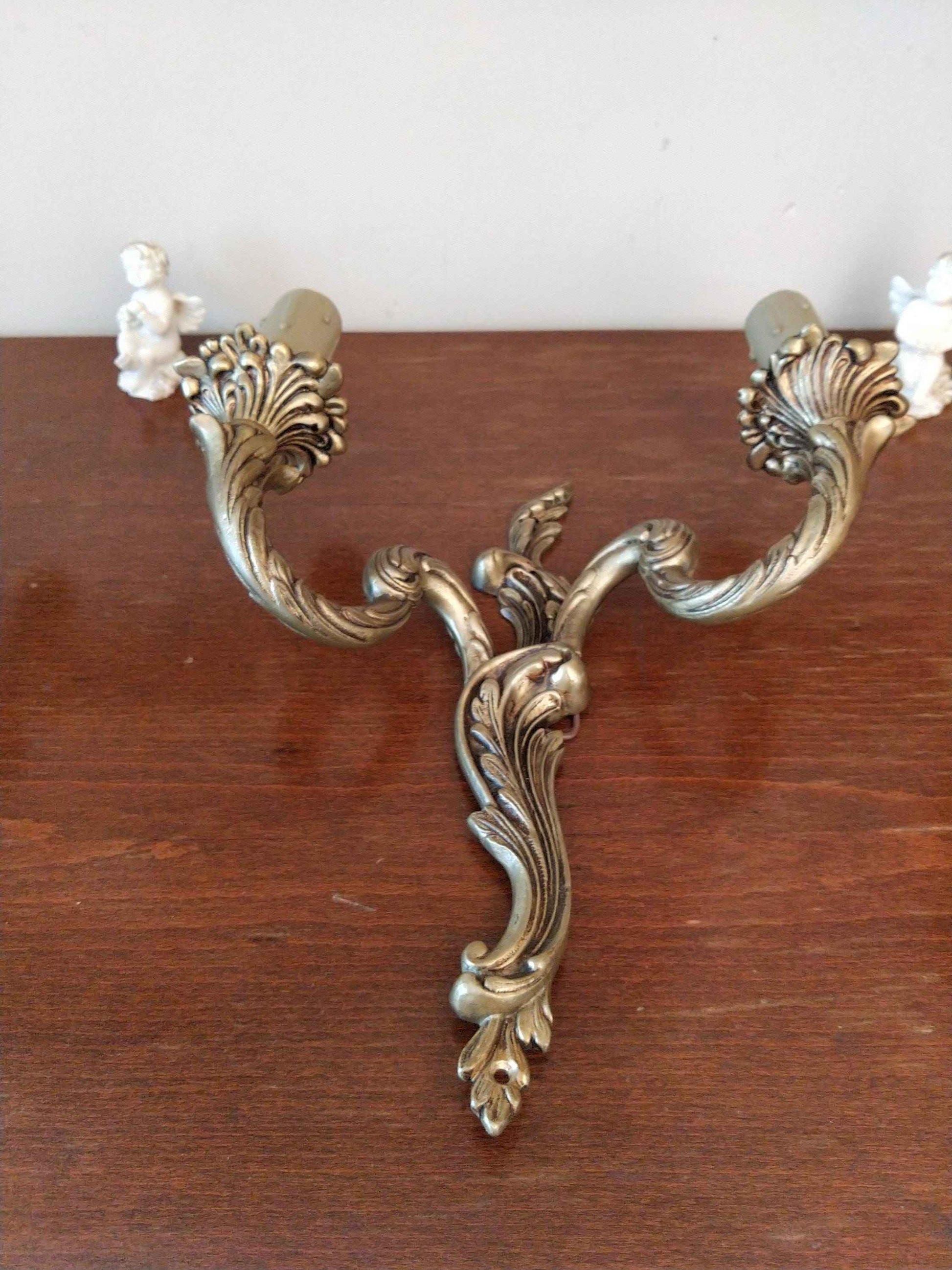 Paire d'applique bronze style Louis XV électrifiées, luminaire classique français