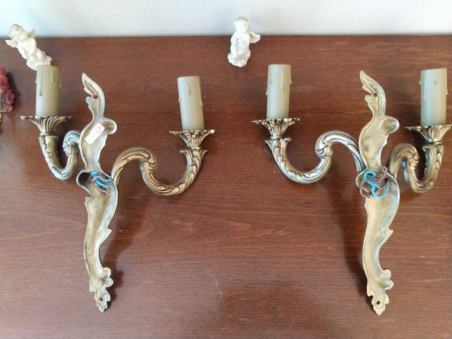 Paire d'applique bronze style Louis XV électrifiées, luminaire classique français