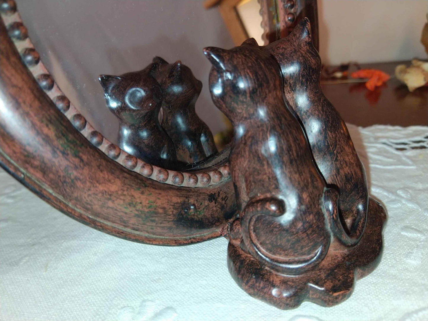 Ravissant miroir motif chats décoratif à poser pour une élégance féline