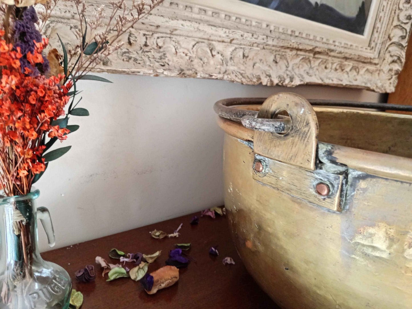 Chaudron en cuivre jaune grande taille 3.6 kg avec poignée en fer forgé - Artisanat de qualité