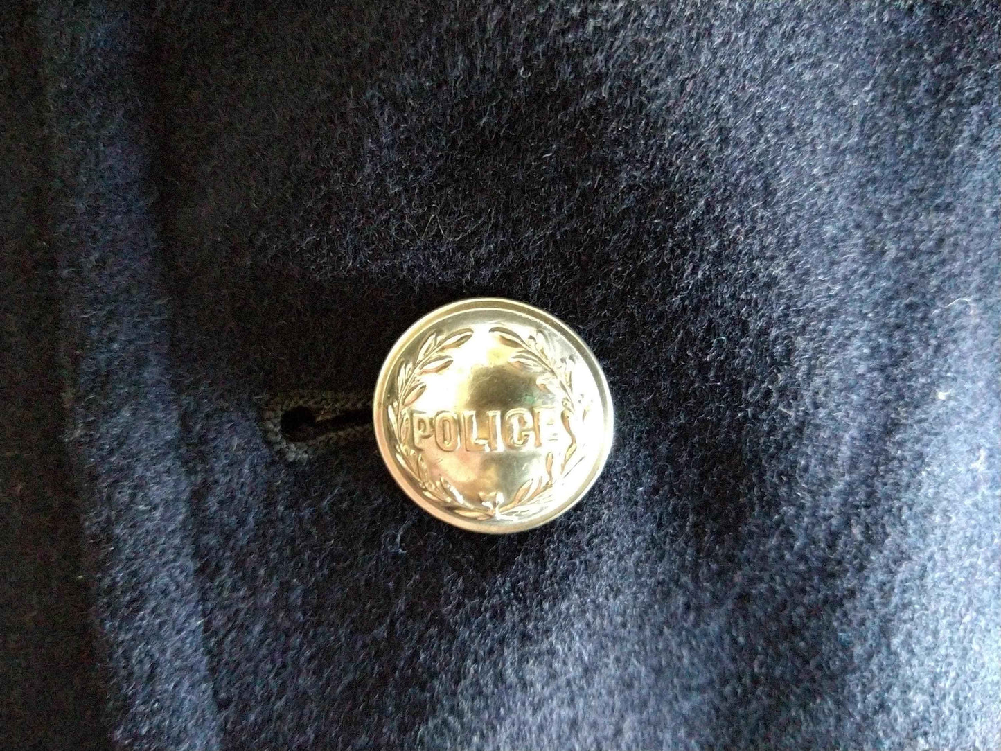 Manteau Police Française années 60 en pure laine vierge - Élégance et Authenticité